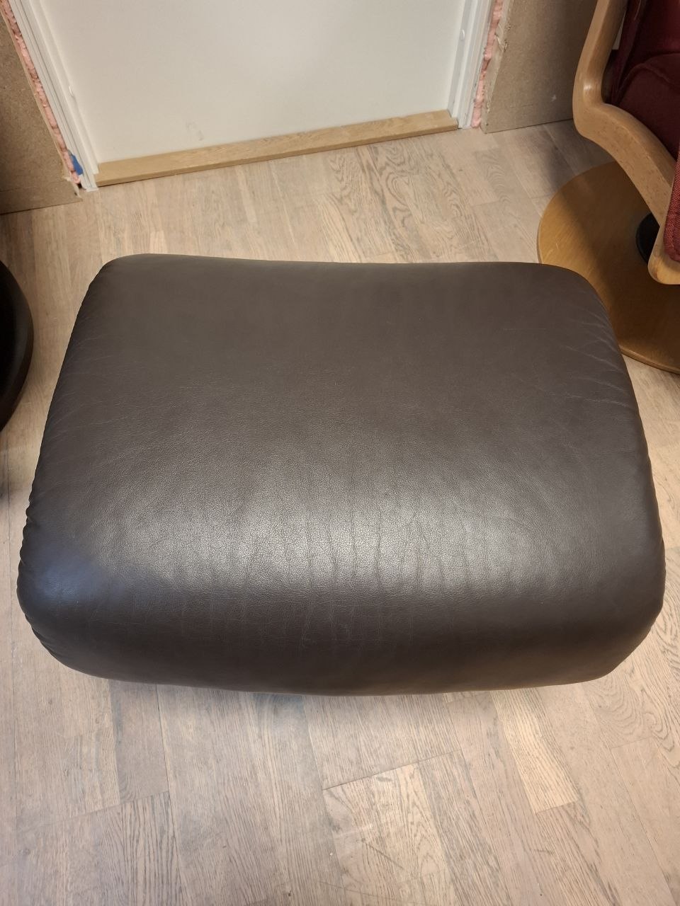 Stressless Capri (L) lenestol m/krakk i brun