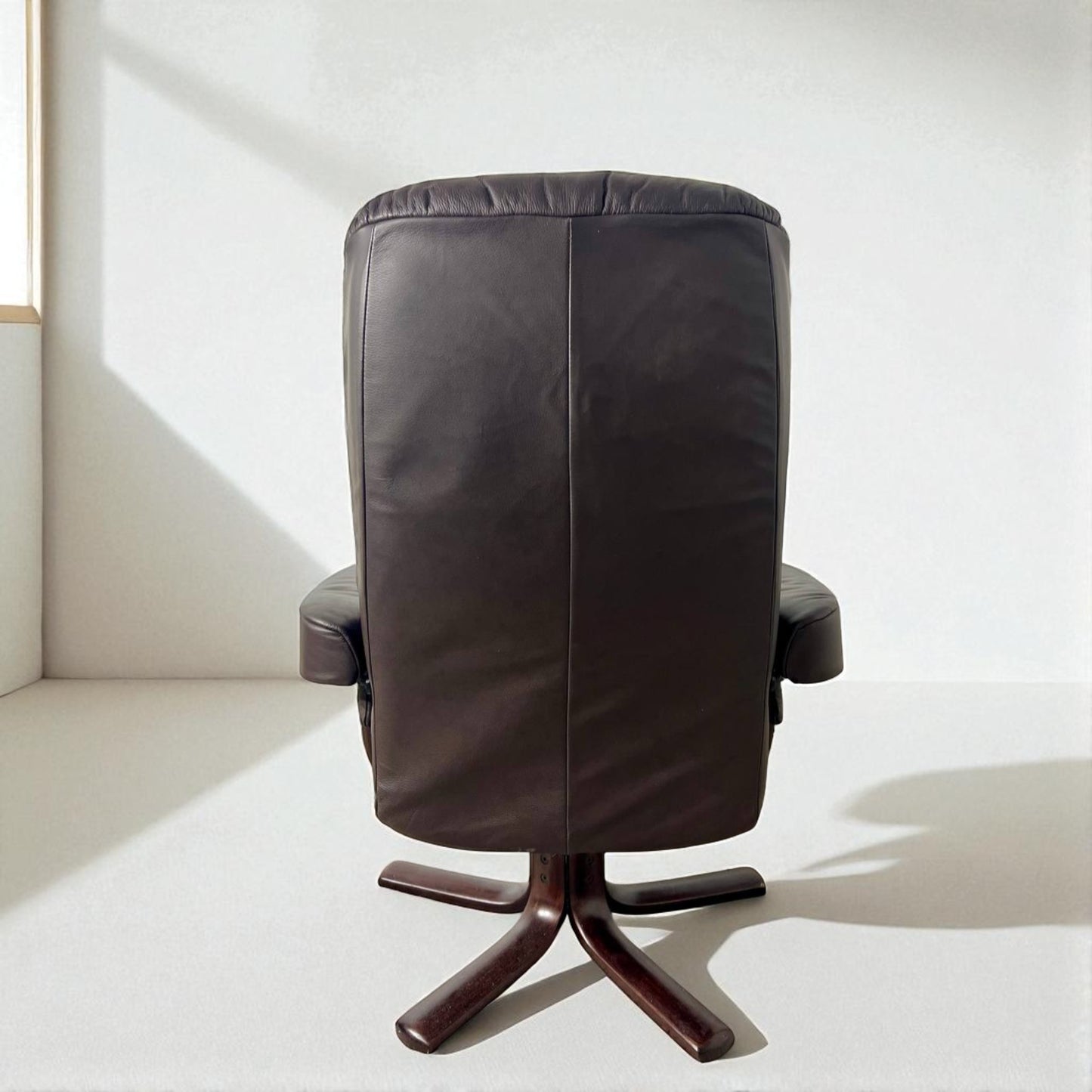 Hjellegjerde Scansit lenestol m/krakk