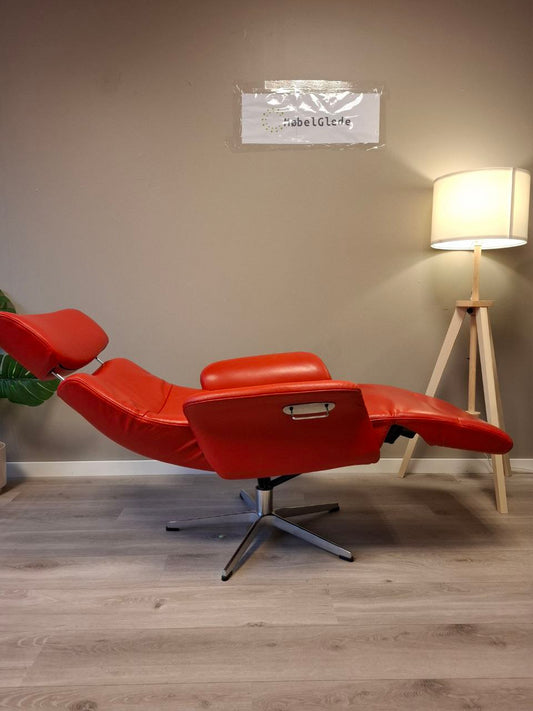 PENT BRUKT | Conform Master Recliner / lenestol innbygd fothviler i rød