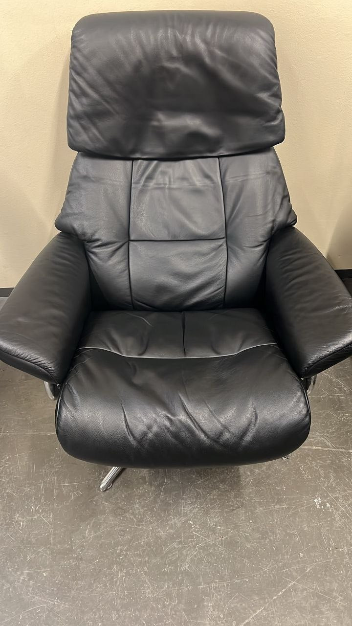 Stressless Ruby lenestol m/krakk i svart skinn