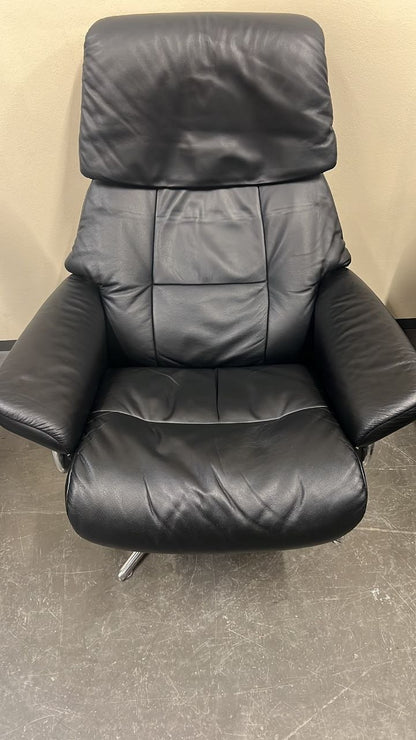 Stressless Ruby lenestol m/krakk i svart skinn
