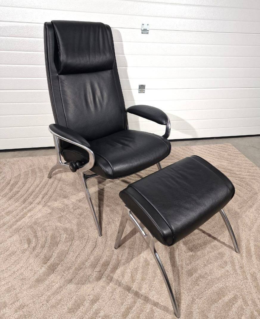 2 stk Stressless You James(M) m/krakk - sort skinn fra Ekornes