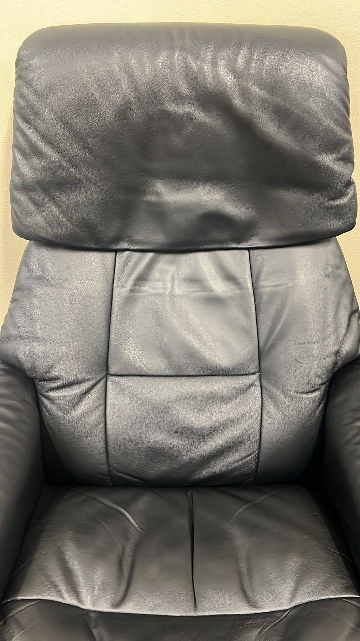 Stressless Ruby lenestol m/krakk i svart skinn