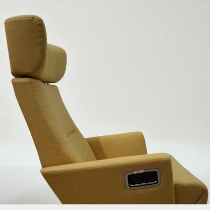 Eksklusiv Conform Relieve Recliner med innbygd fothviler
