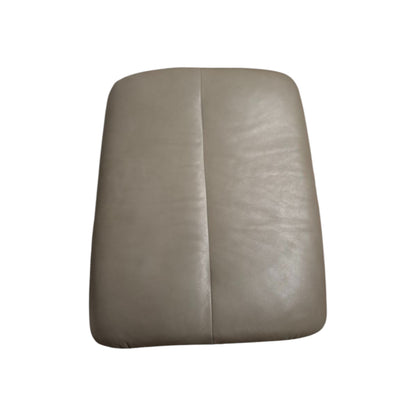 Stressless Capri lenestol med krakk – Signatur understell