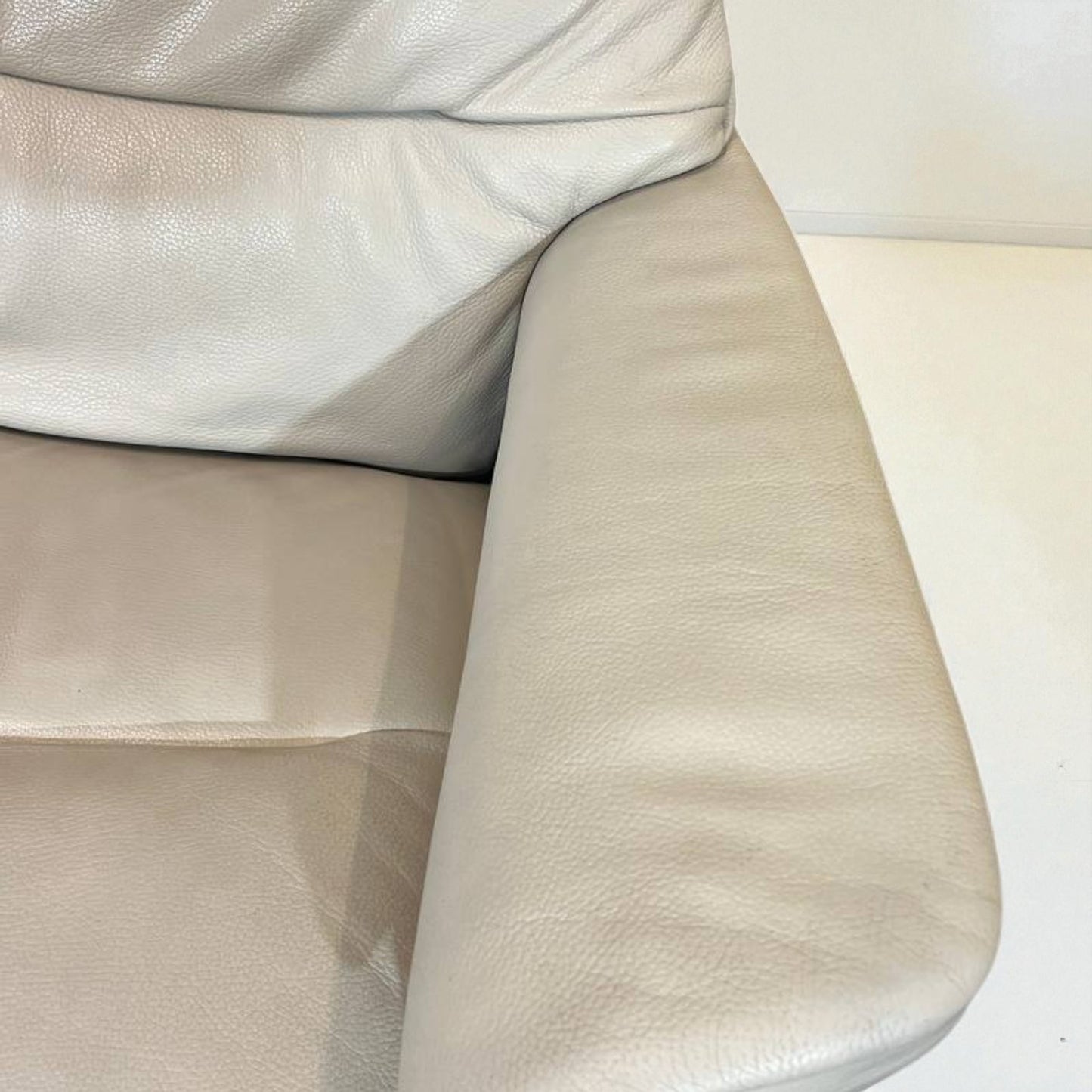 Stressless View lenestol med krakk – Signatur understell