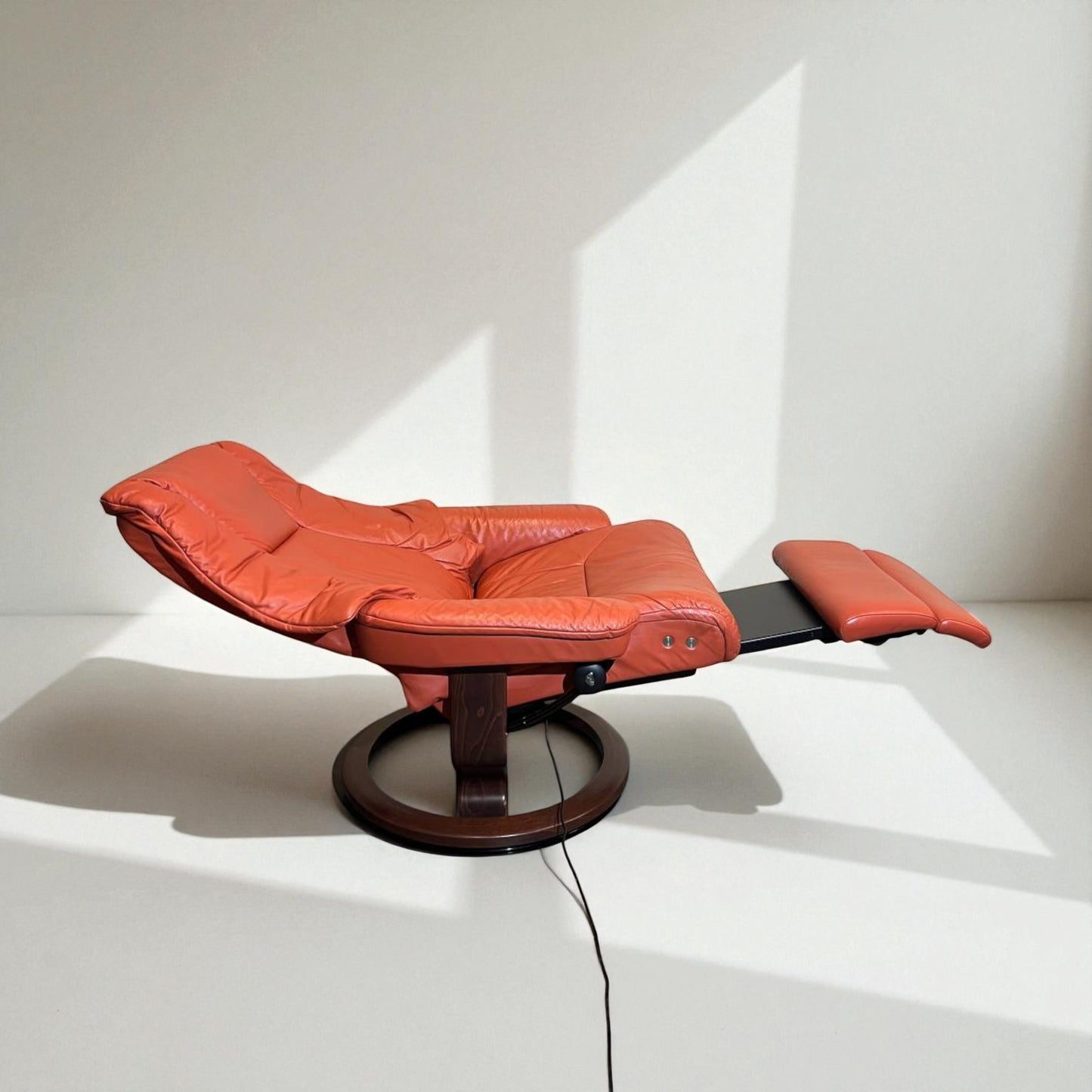 Stressless® Live (M) Power elektrisk lenestol innbygd fothviler Ekornes