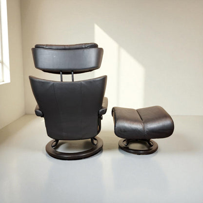 Stressless Magic (M) lenestol svart skinn m/ krakk – Ekornes kvalitet | MøbelGlede