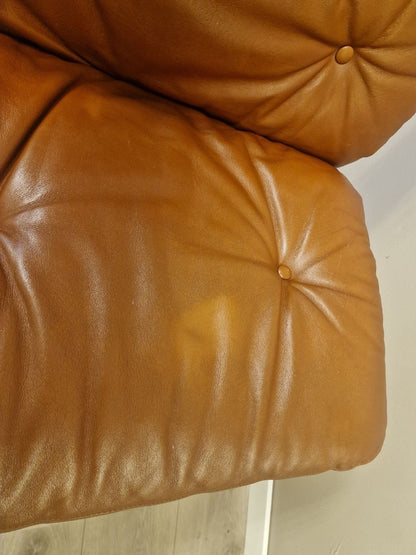 Siesta Classic - Lav uten armlene Lenestol – cognac skinn eik treverk