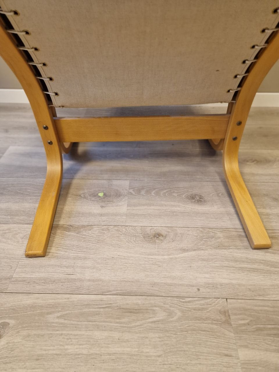 Siesta Classic - Lav uten armlene Lenestol – cognac skinn eik treverk