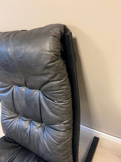 Siesta Classic hvilestol i svart skinn — Ingmar Relling