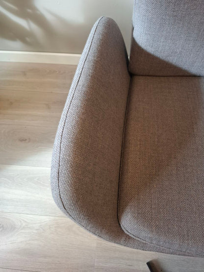 Stordal Kvitegga lenestol m/krakk i grå