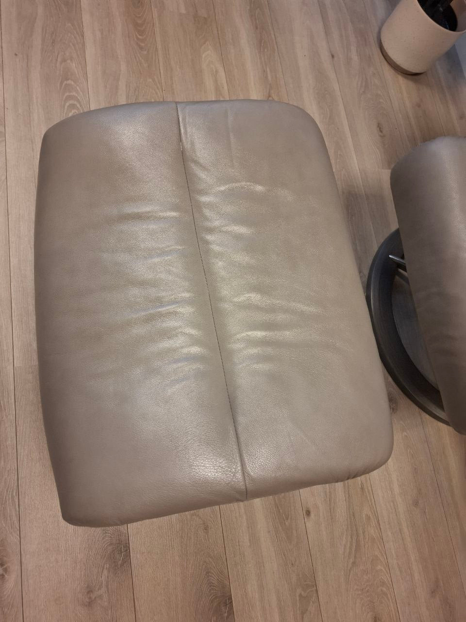 Stressless Capri signatur (M) lenestol m/krakk i grå