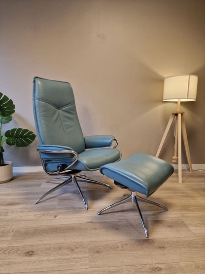 Brukt Ekornes Stressless City Star lenestol m/krakk i blå - frontvisning