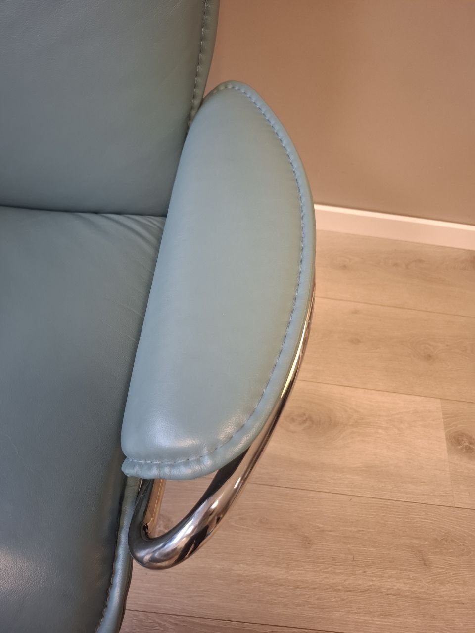 Brukt Ekornes Stressless City Star lenestol m/krakk i blå - helvisning
