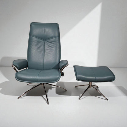 City Star Stressless lenestol m/krakk – Blå skinn | Ekornes kvalitet hos MøbelGlede