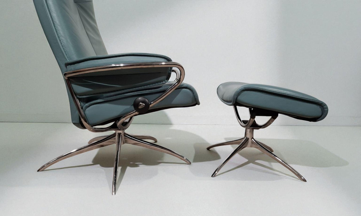 City Star Stressless lenestol m/krakk – Blå skinn | Ekornes kvalitet hos MøbelGlede