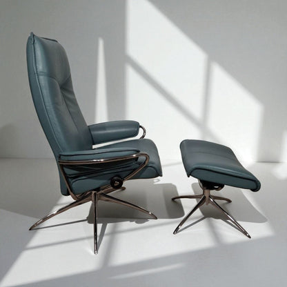 City Star Stressless lenestol m/krakk – Blå skinn | Ekornes kvalitet hos MøbelGlede