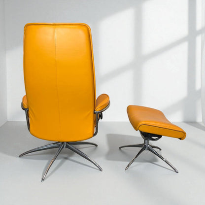 Stressless City Star lenestol m/krakk – Romslig Orange | MøbelGlede