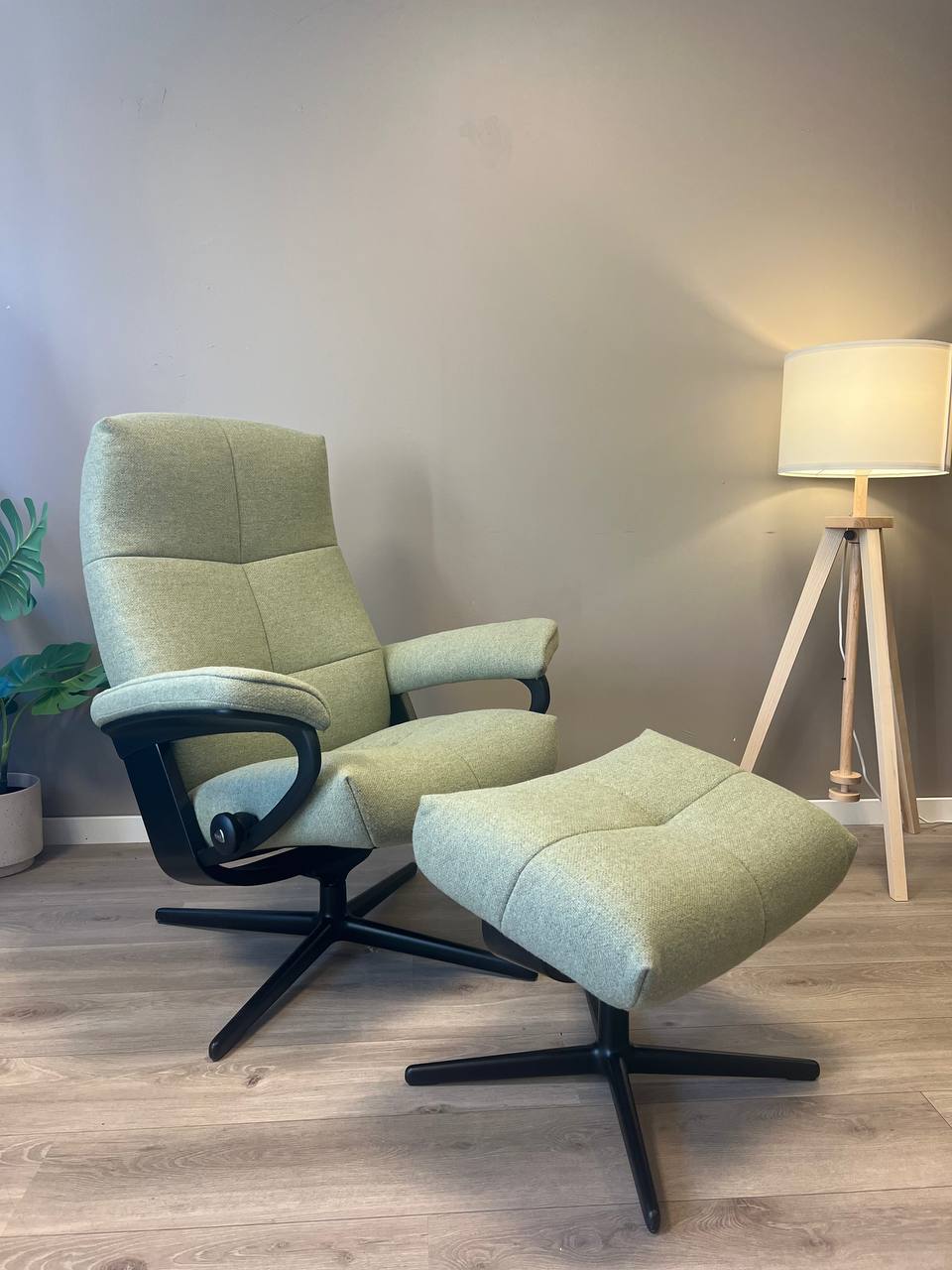 Stressless David (M) lenestol m/krakk i grønn tekstil