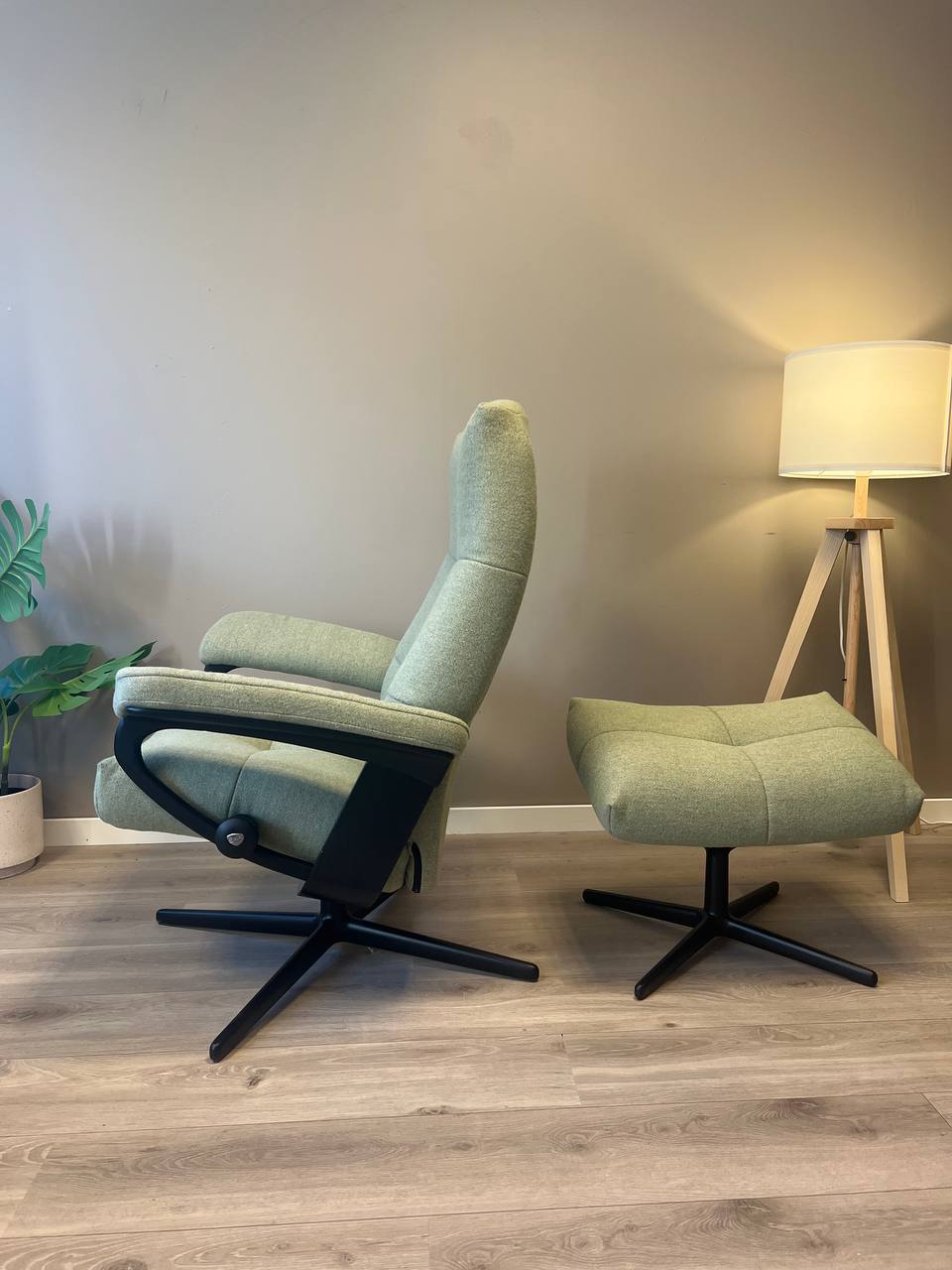 Stressless David (M) lenestol m/krakk i grønn tekstil