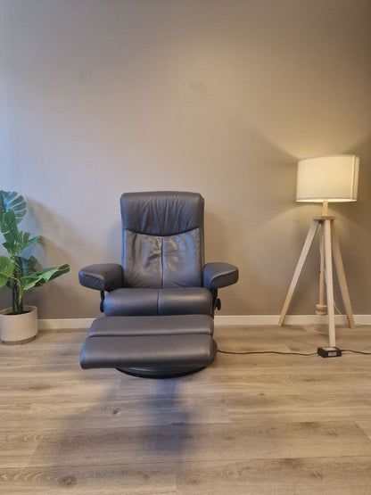Stressless Dover Power lenestol (M) i grå skinn