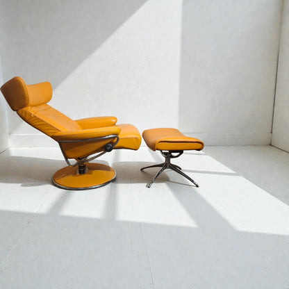 Stressless Jazz lenestol med krakk | Ekornes | Komfort & kvalitet – MøbelGlede