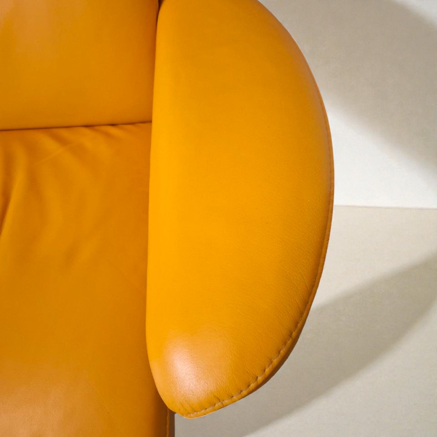 Stressless Jazz lenestol med krakk | Ekornes | Komfort & kvalitet – MøbelGlede