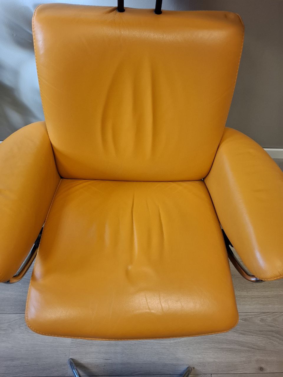 Stressless Jazz (M) lenestol m/krakk i oransje