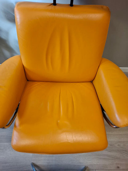 Stressless Jazz (M) lenestol m/krakk i oransje