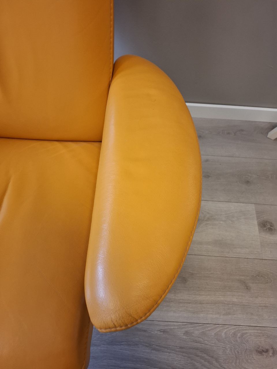 Stressless Jazz (M) lenestol m/krakk i oransje