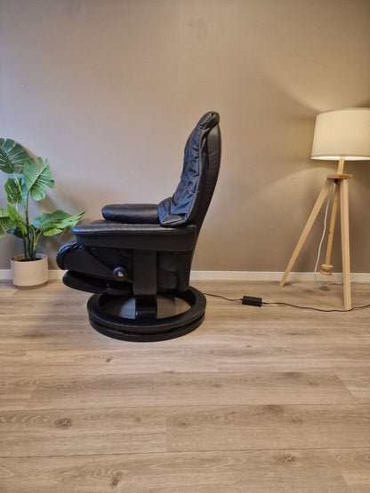 Stressless Live Power lenestol (L) i svart skinn