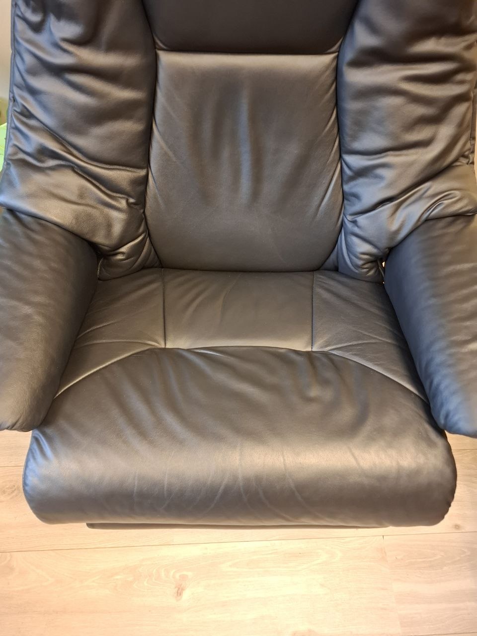 Stressless Live Power lenestol (L) i svart skinn