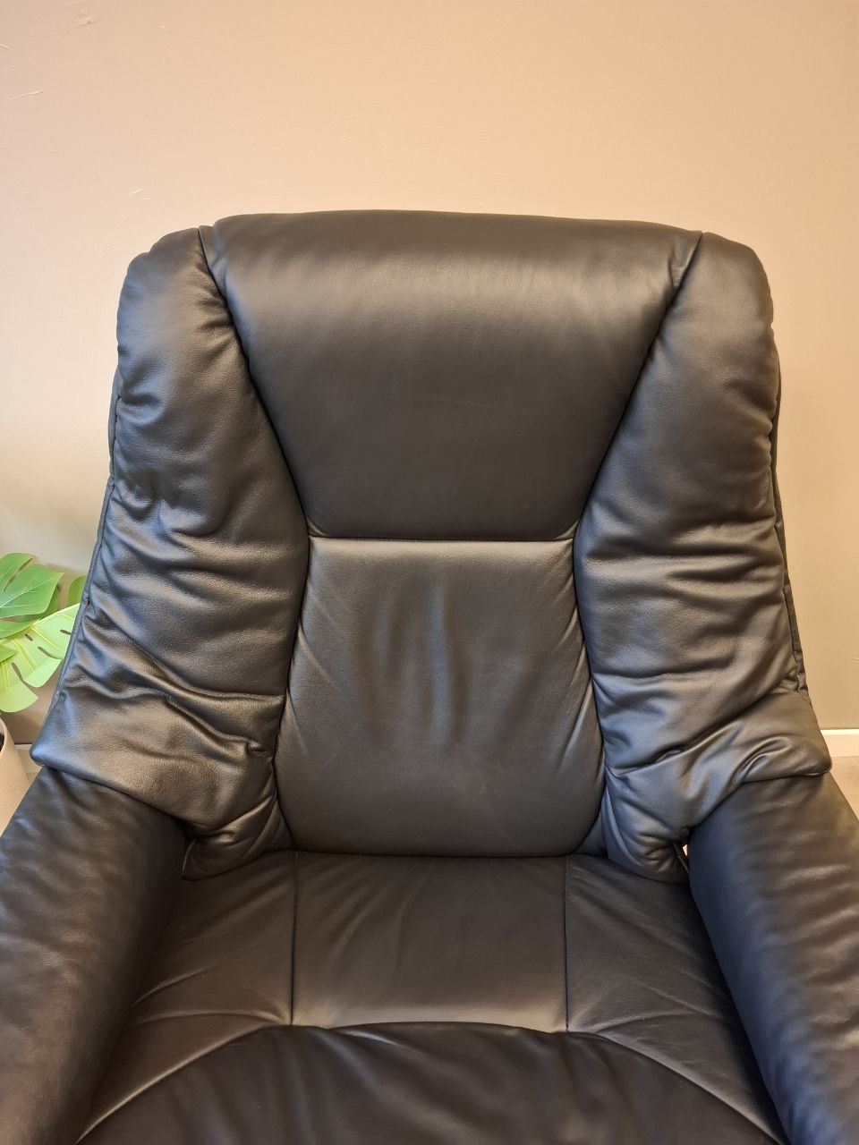 Stressless Live Power lenestol (L) i svart skinn