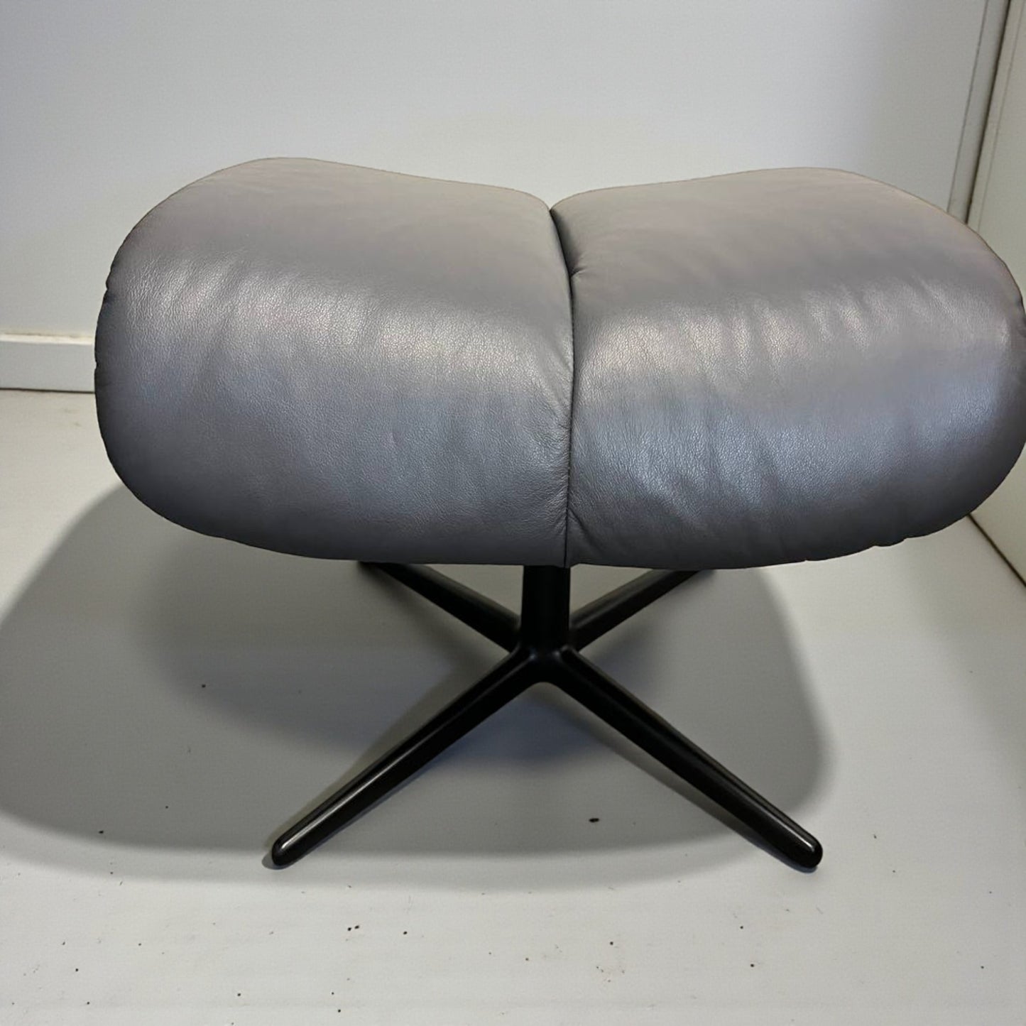 Stressless Magic (M) lenestol med krakk – Nesten som ny | MøbelGlede