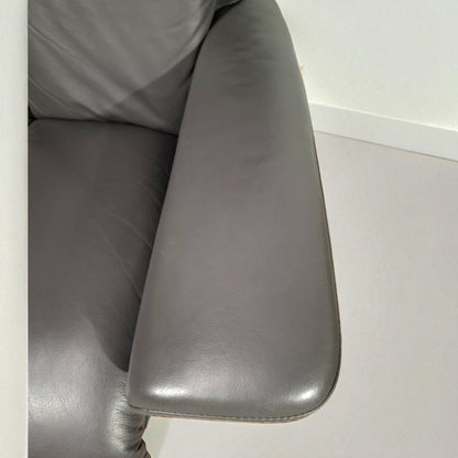 Stressless Magic lenestol grå skinn med krakk – Ekornes kvalitet | MøbelGlede