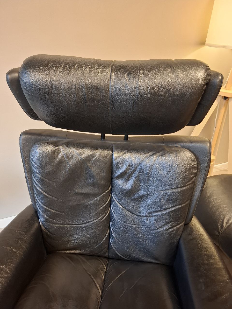 Stressless Magic (M) lenestol m/krakk i svart