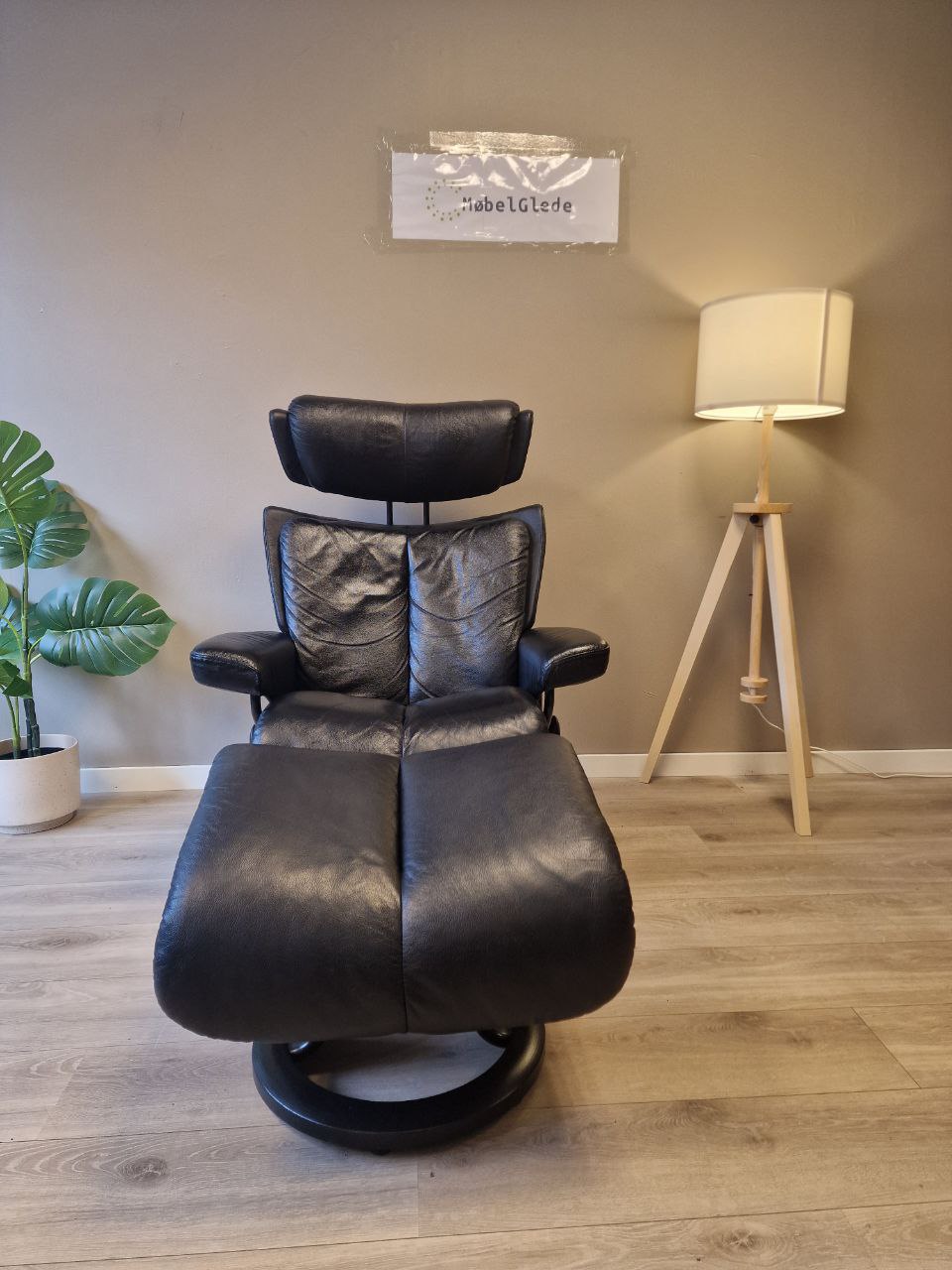 Stressless Magic (M) lenestol m/krakk i svart