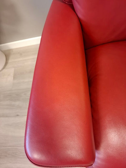 Stressless Magic (M) Lenestol med Krakk i Rødt Skinn