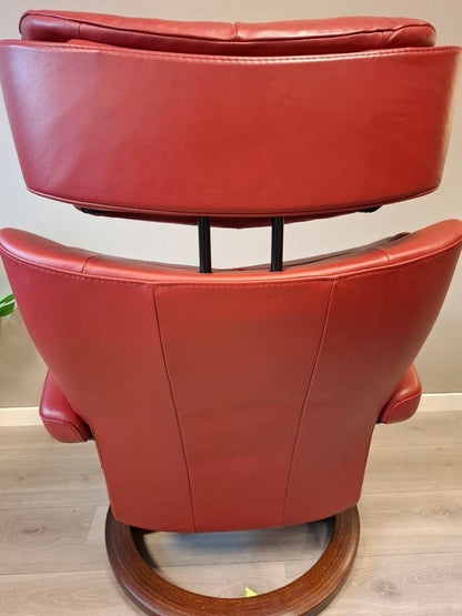 Stressless Magic (M) Lenestol med Krakk i Rødt Skinn