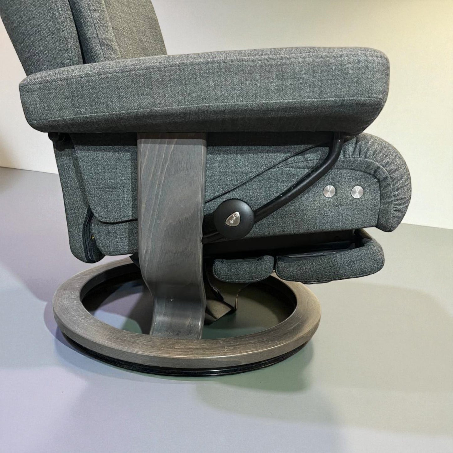 Stressless Magic Power lenestol | Innebygd fotstøtte | Med batteri | Komfort & luksus