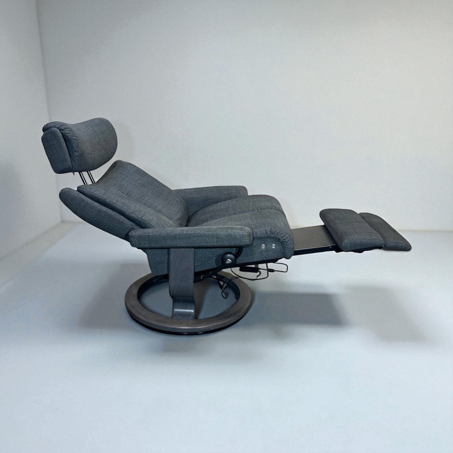 Stressless Magic Power lenestol | Innebygd fotstøtte | Med batteri | Komfort & luksus