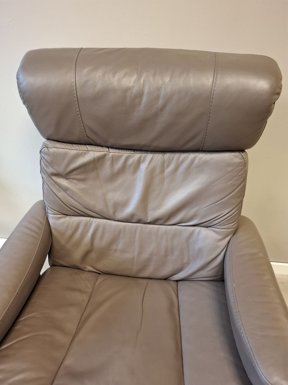 Stressless Memphis lenestol m.krakk i lys brun