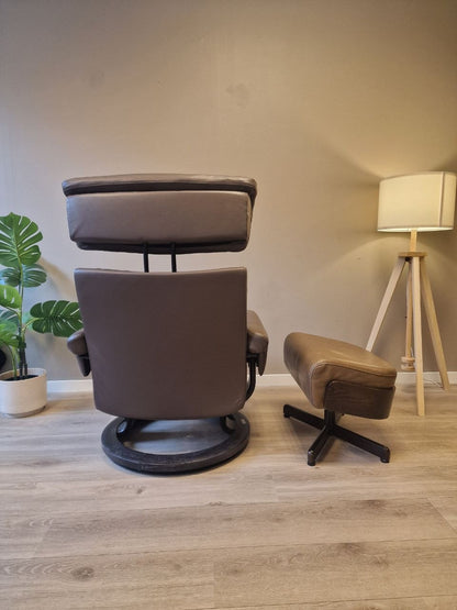 Stressless Memphis lenestol m.krakk i lys brun