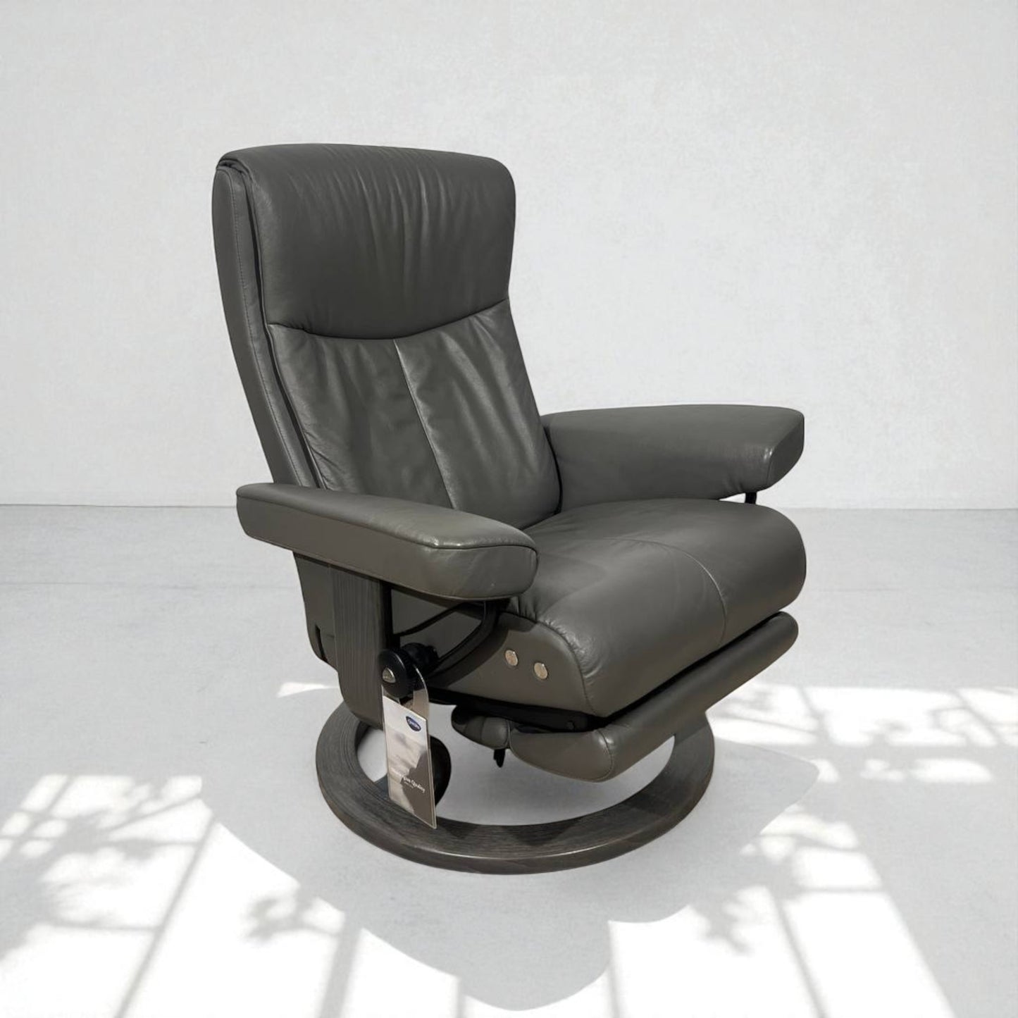 Stressless Peace Power (M) lenestol med fotstøtte – Komfort og stil | MøbelGlede Bergen