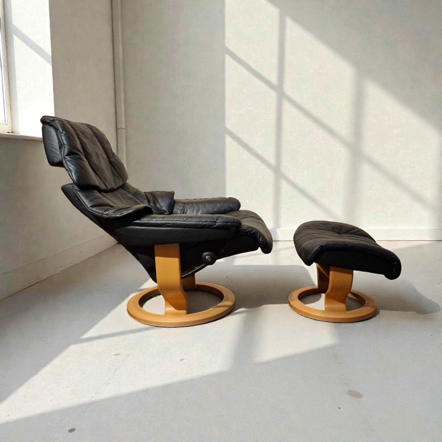 Stressless Reno / Vegas lenestol (M) m/krakk – Komfort & kvalitet | MøbelGlede