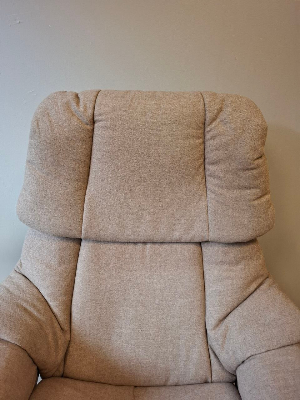 Stressless Reno (M) lenestol m/krakk i beige