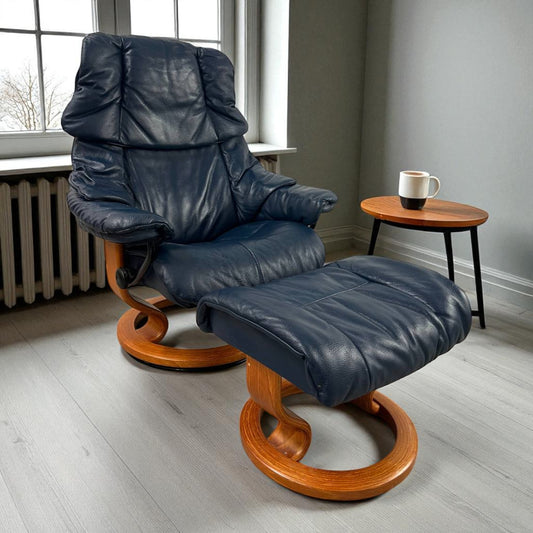 Stressless Reno (M) lenestol med krakk – ekte skinn – Pent brukt | MøbelGlede