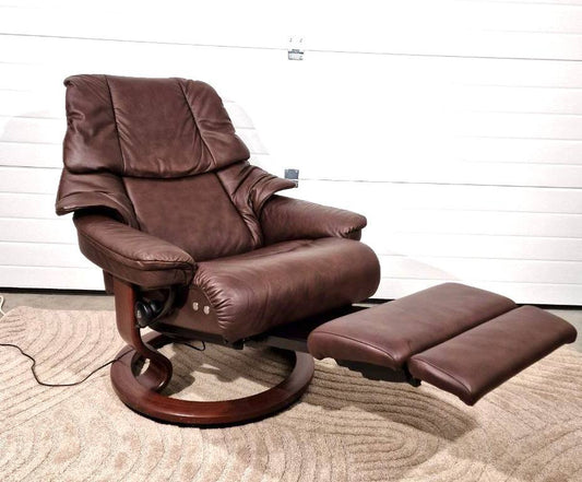 Stressless® Reno (M) Power elektrisk lenestol innbygd fothviler Ekornes