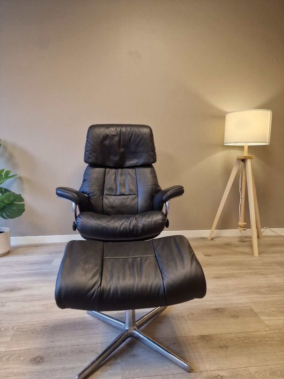 Stressless Ruby lenestol m/krakk i sort